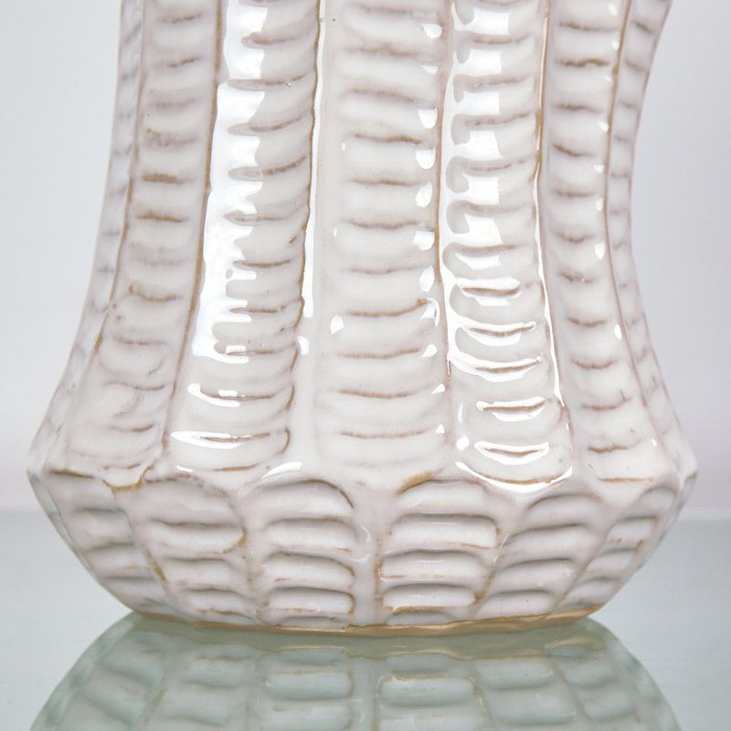 Jarron 14*28.3 forma blanca ceramica