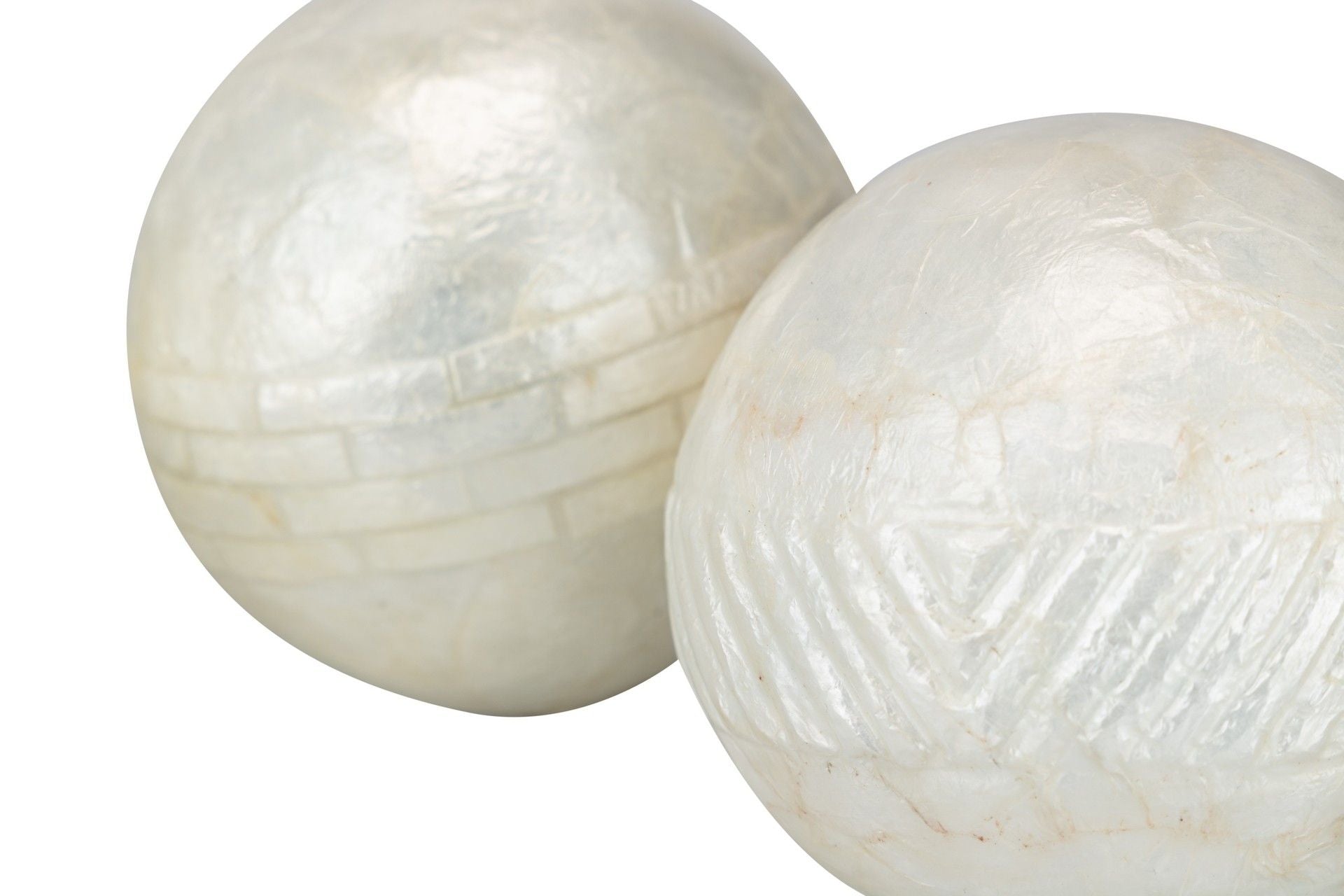 CONJUNTO DE 4 BOLAS CAPIZ EM CORES VARIADAS 10x10x10 CM - Mín. 2 unidades