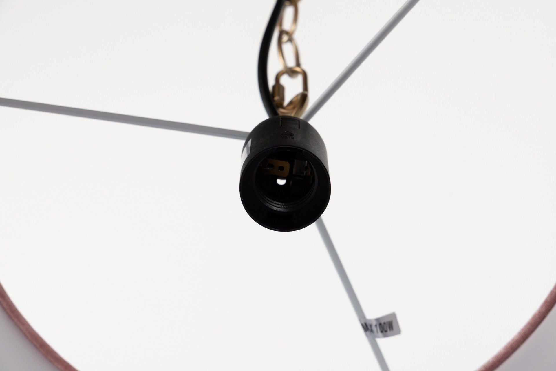 LAMPARA DE TECHO METAL-POLIESTER 45x45x149 CM