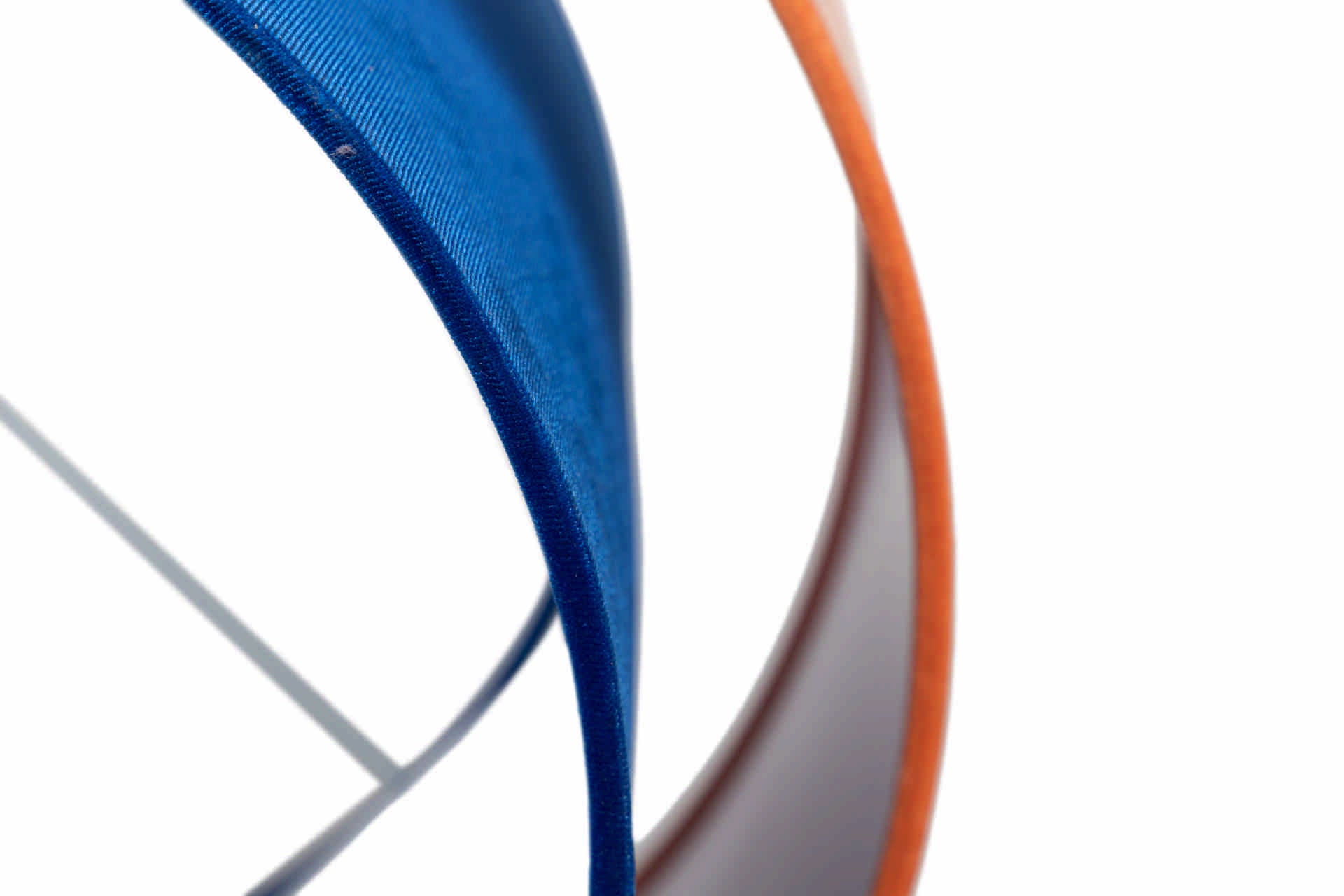 LAMPARA DE TECHO METAL-POLIESTER 45x45x149 CM