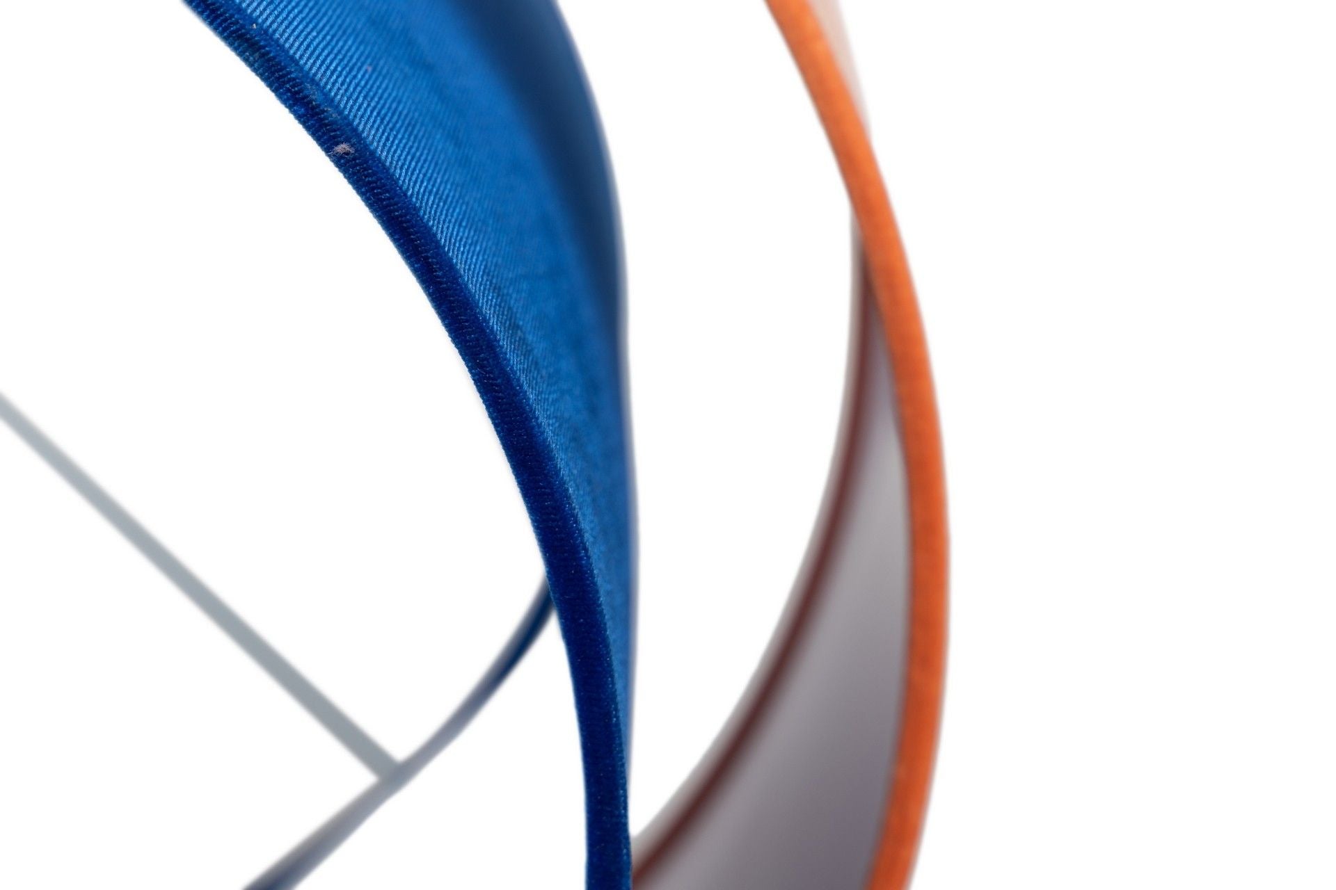 LAMPARA DE TECHO METAL-POLIESTER 45x45x149 CM