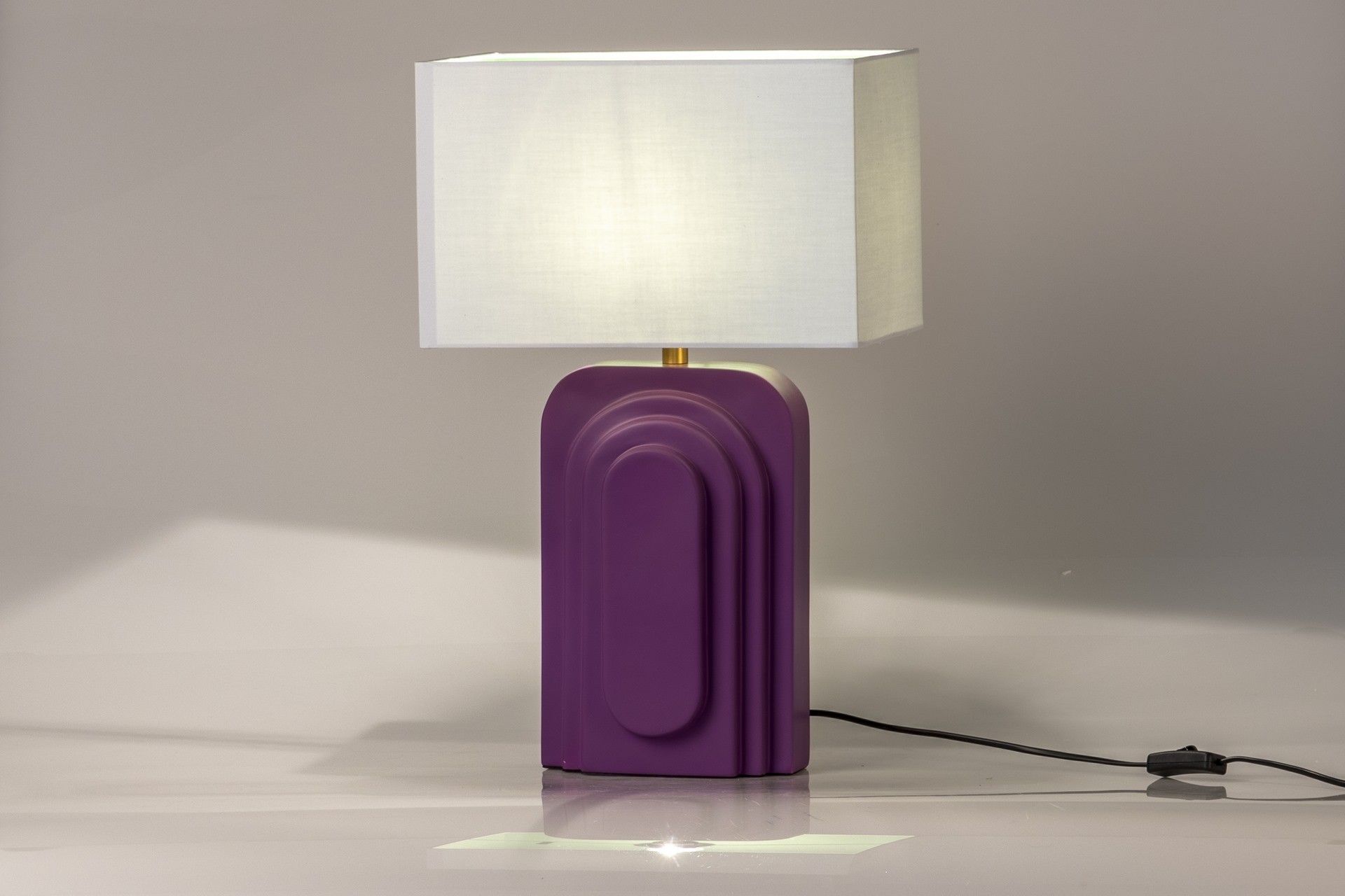 CANDEEIRO DE MESA DE POLIRESINA 33x23x41 CM