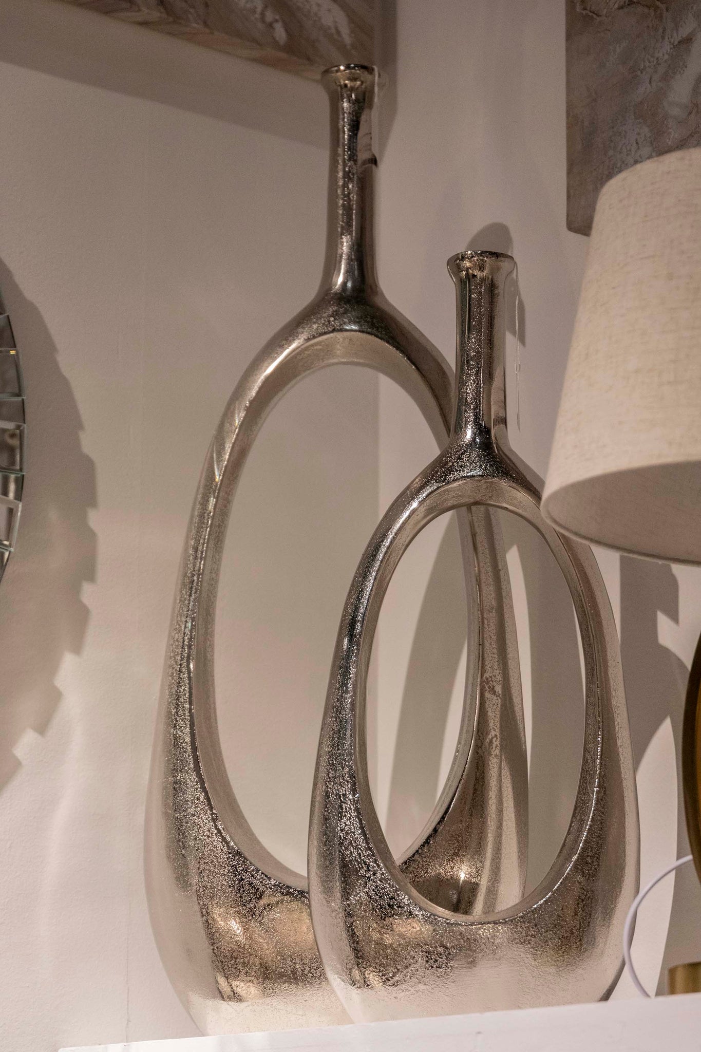 SILVER ALUMINUM VASE 27x14x75 CM