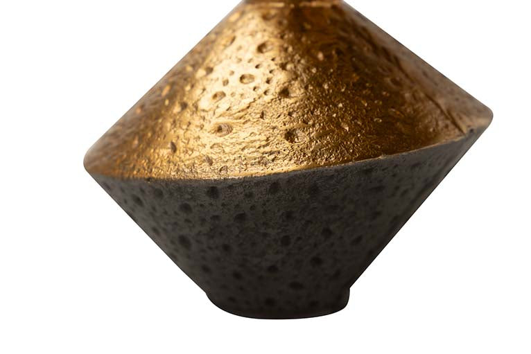 BLACK / GOLD ALUMINUM VASE 16x16x16 CM