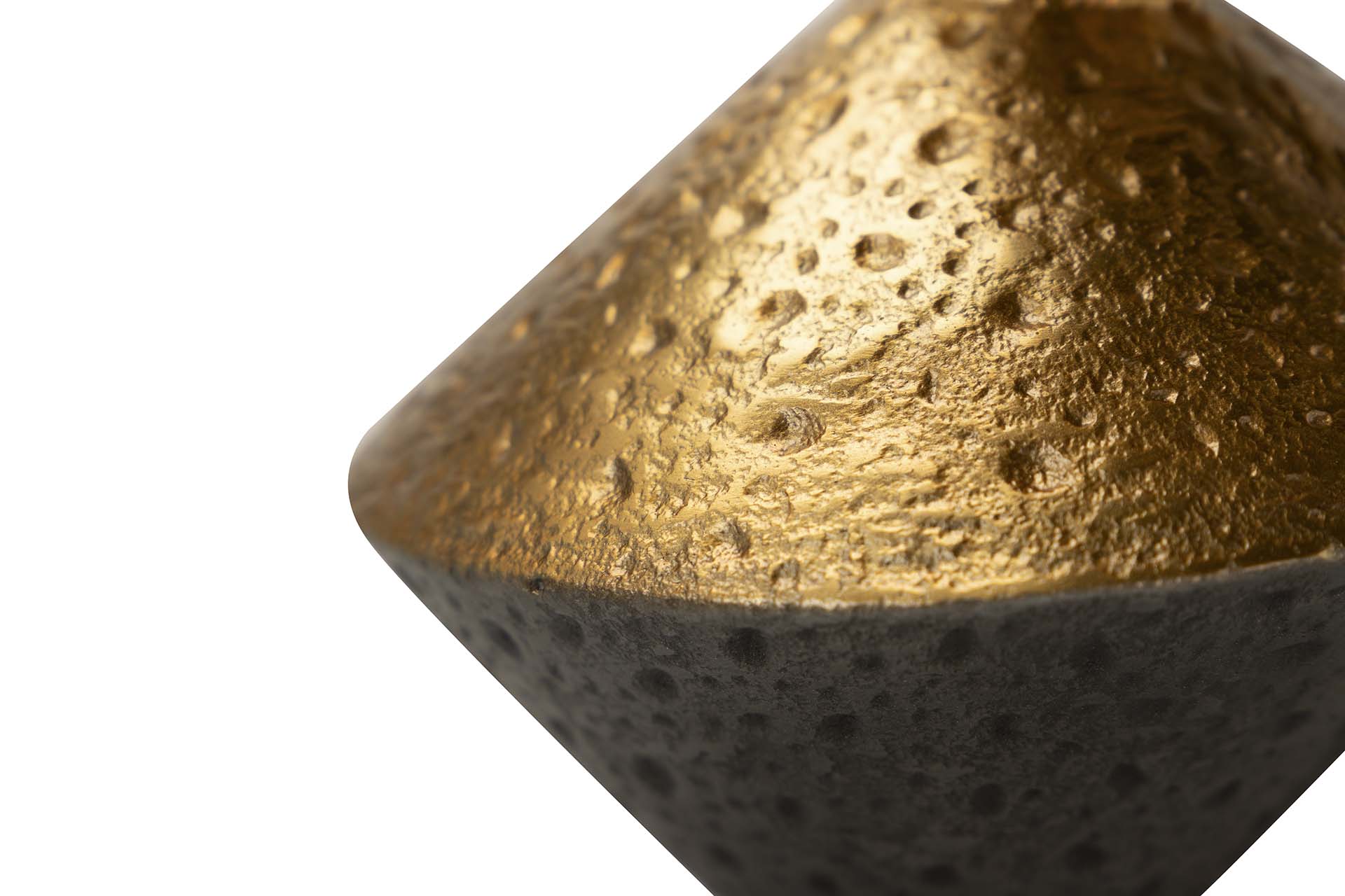 BLACK / GOLD ALUMINUM VASE 16x16x16 CM