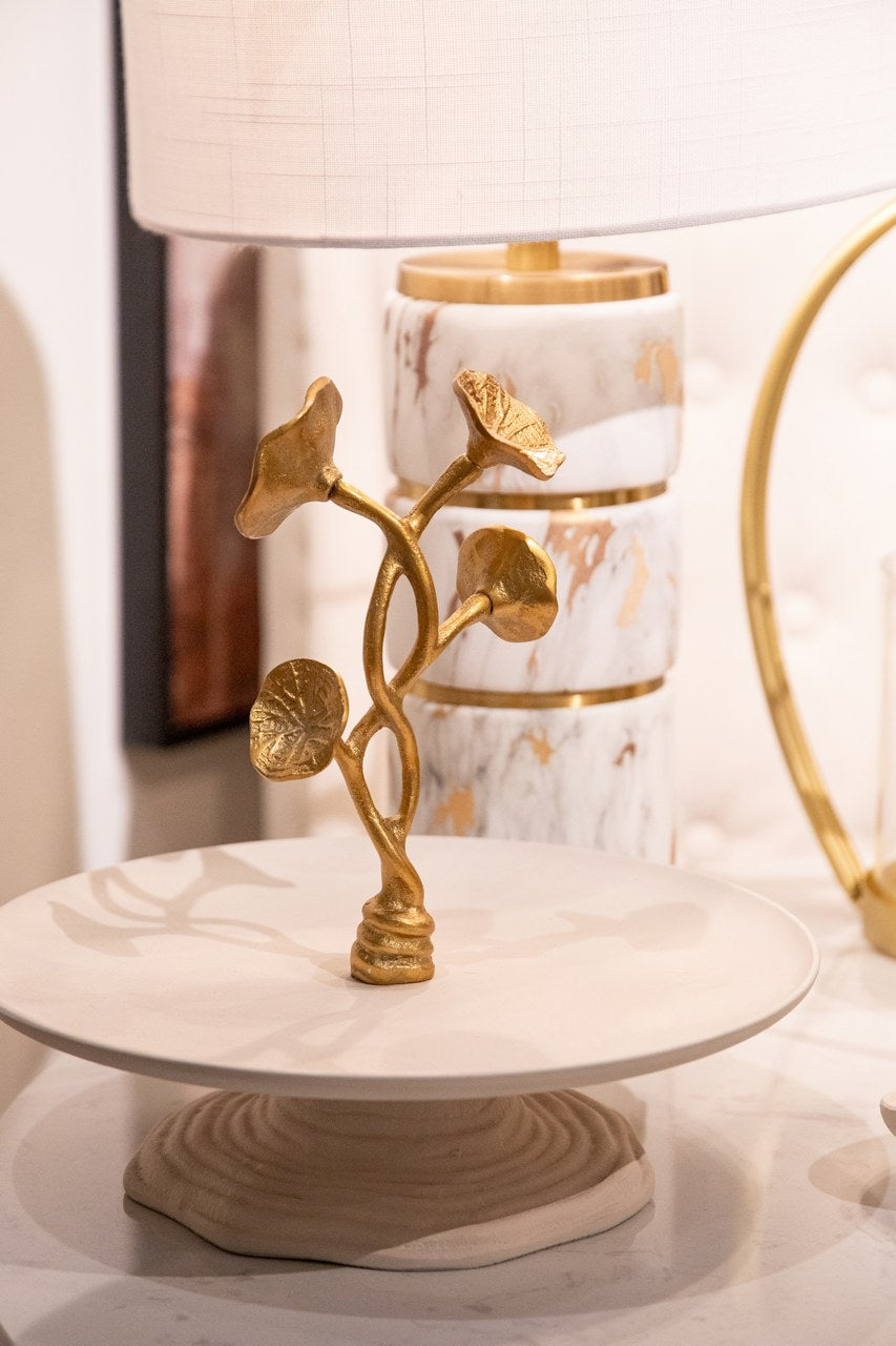 CENTRO DE MESA DE ALUMÍNIO BRANCO E DOURADO 28x28x28 CM