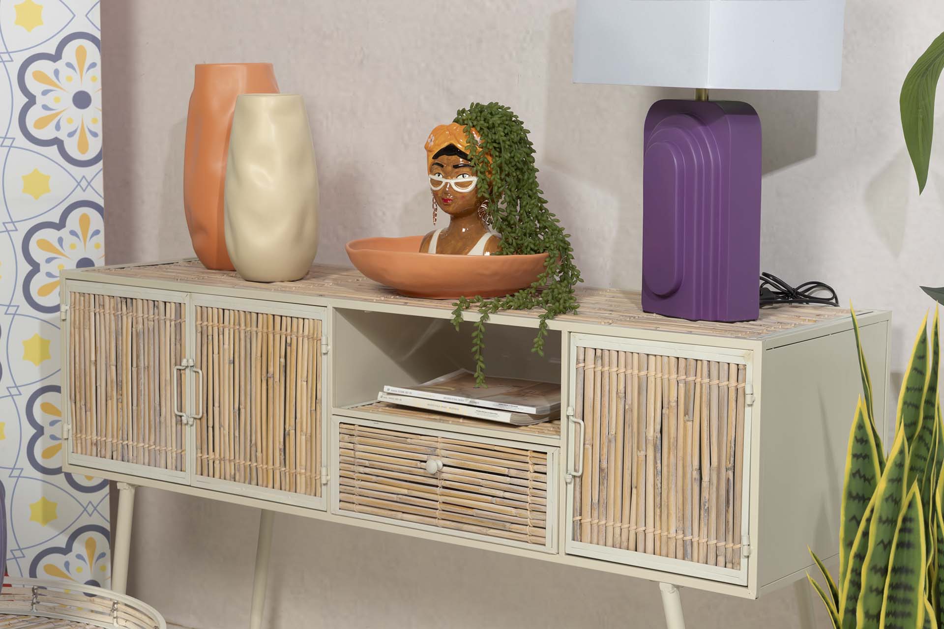 CONSOLA DE METAL DE BAMBU BEGE MARROM 135x41x80 CM