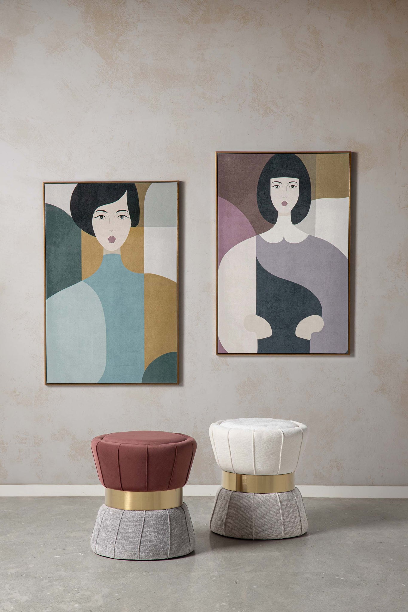 MOLDURA DE MDF MULHER 2 VARIADOS 60x2x90 CM - Mín. 2 peças