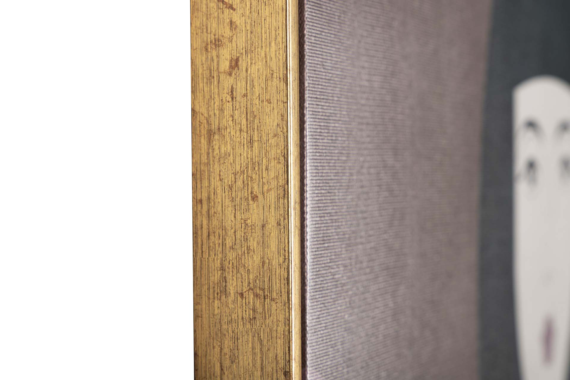 MOLDURA DE MDF MULHER 2 VARIADOS 60x2x90 CM - Mín. 2 peças