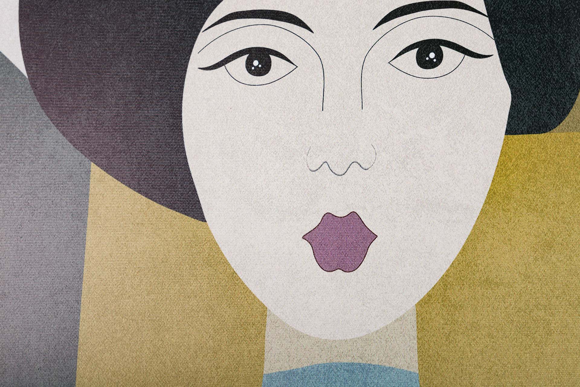 MOLDURA DE MDF MULHER 2 VARIADOS 60x2x90 CM - Mín. 2 peças