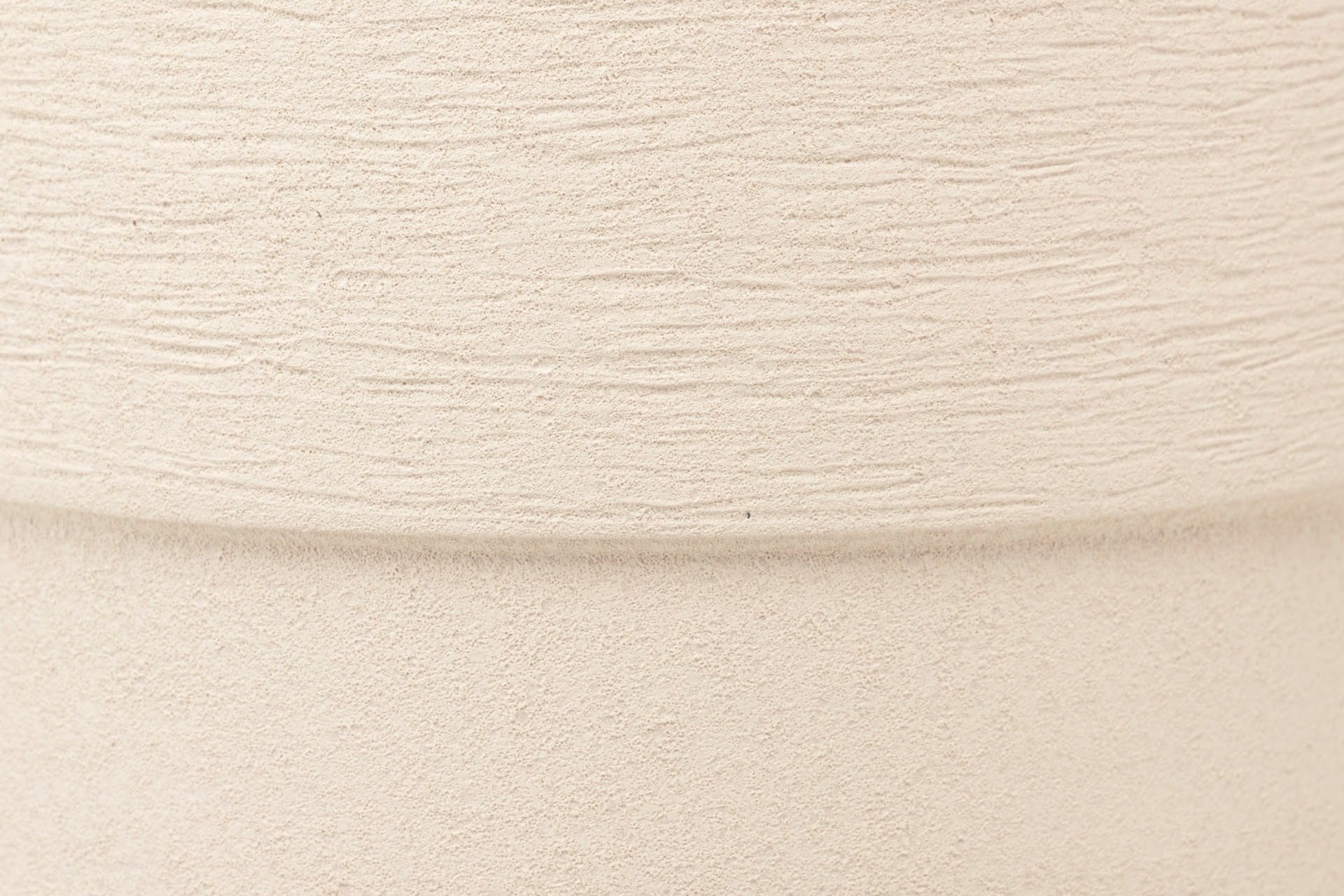 WHITE CERAMIC VASE 30x30x80 CM