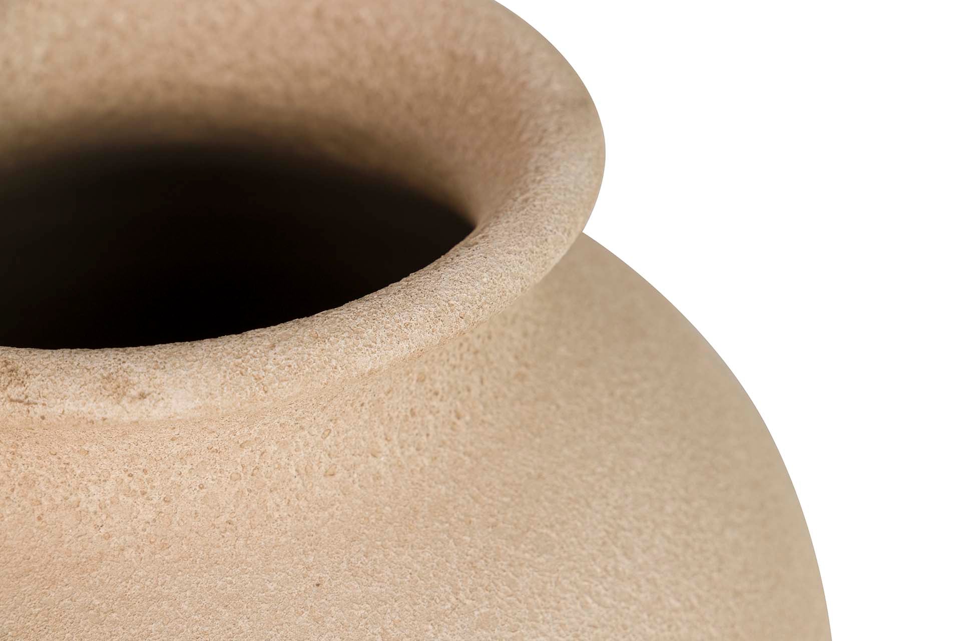 BROWN CERAMIC VASE 28x28x30 CM