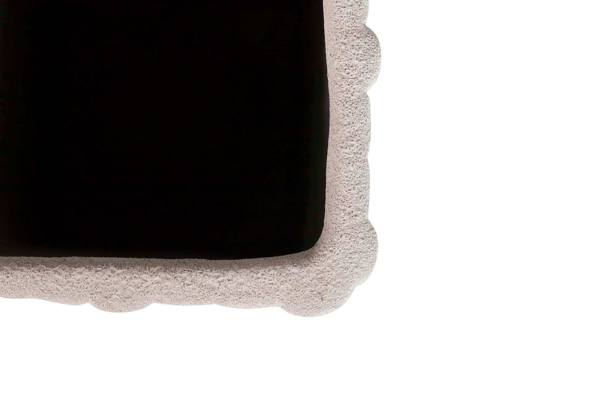 BEIGE CERAMIC VASE 14x14x41 CM