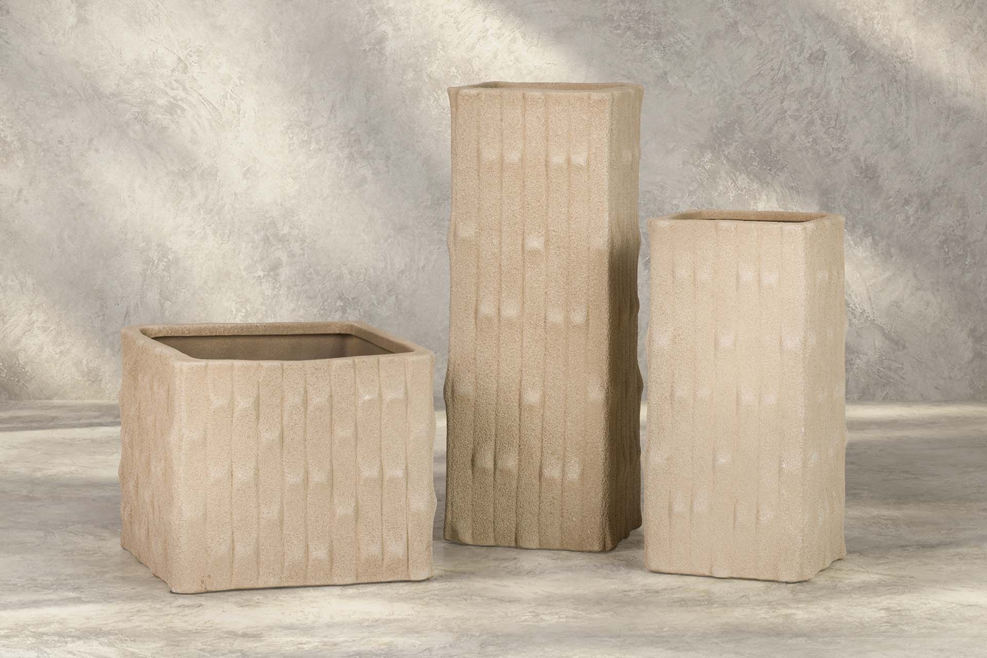 BROWN CERAMIC VASE 15x15x31 CM