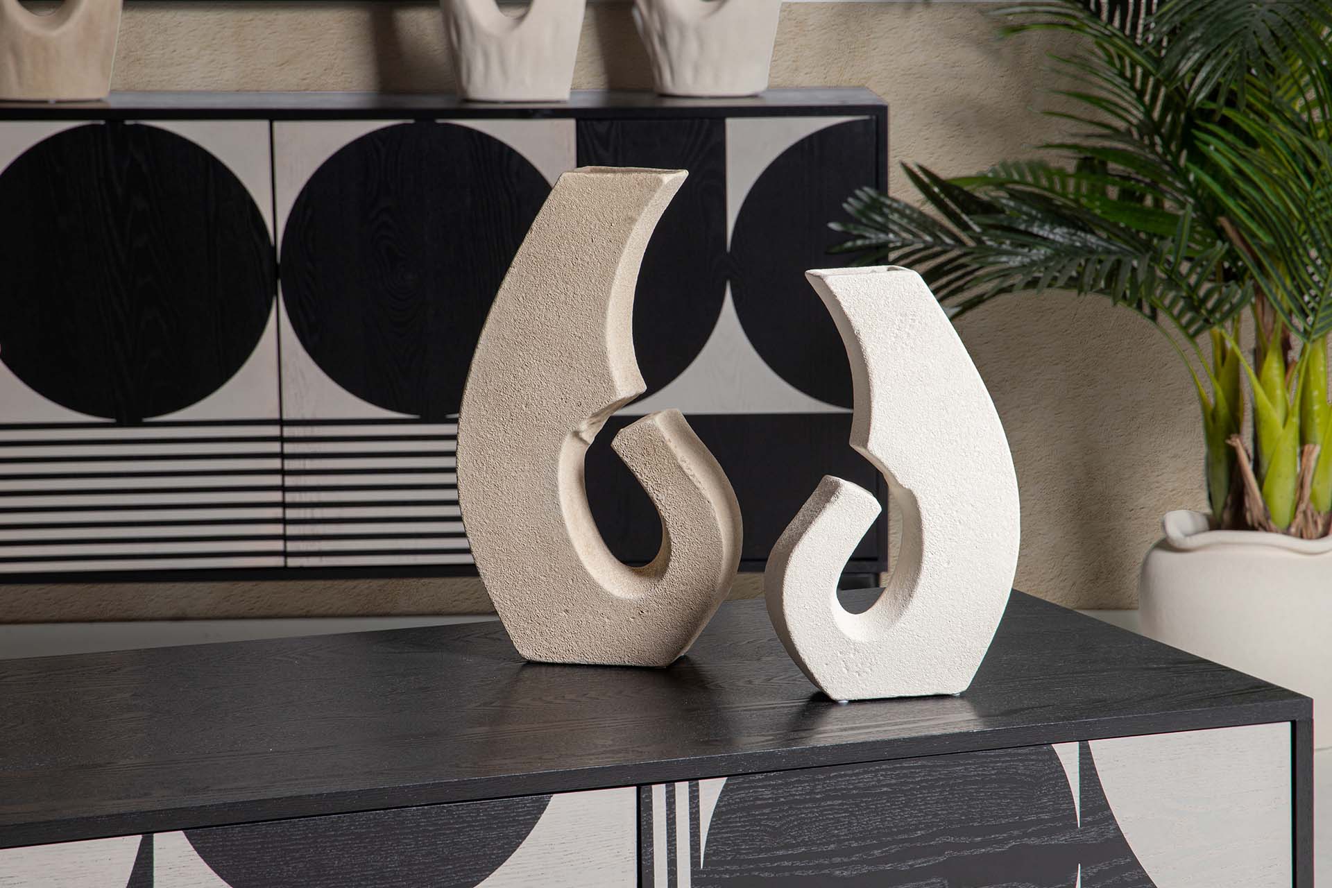 BEIGE CERAMIC VASE 19x7x34 CM