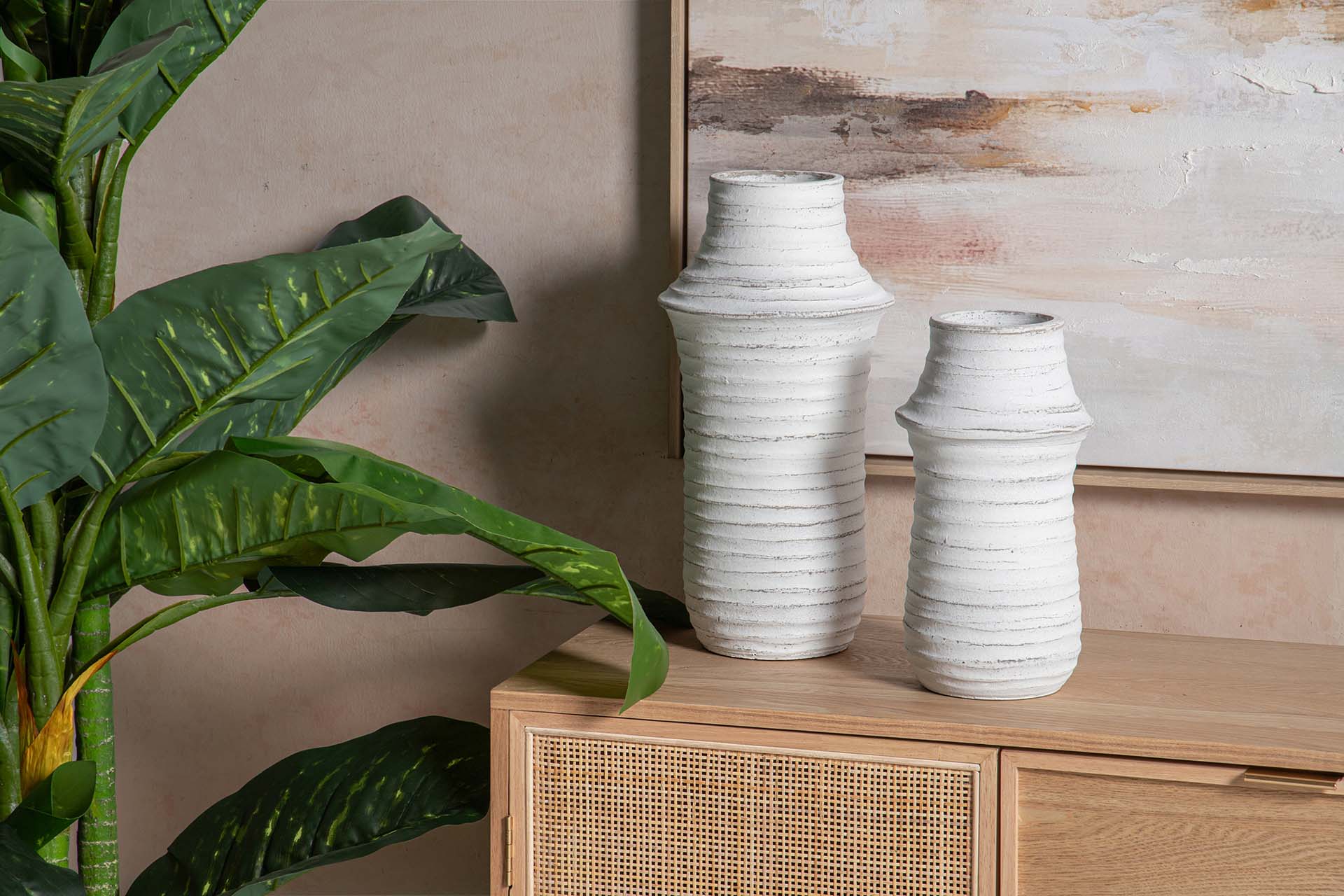 WHITE CERAMIC VASE 21x21x30 CM