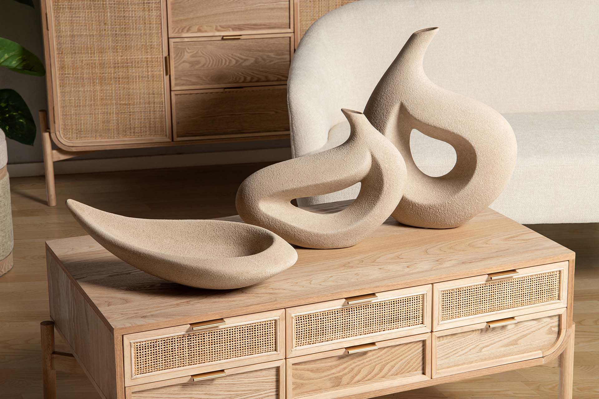 CENTRO DE MESA CERAMICA MARRON 63x52x12 CM