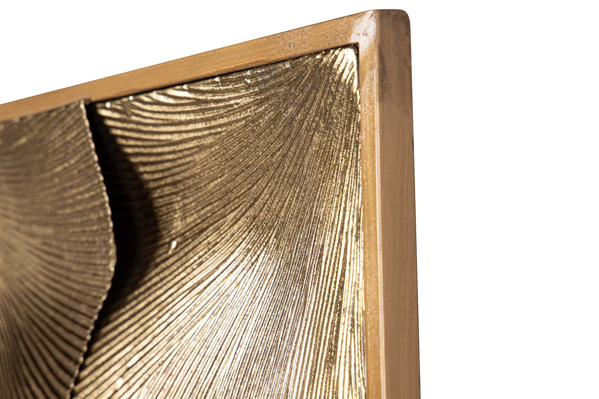 ORNAMENTO DE PAREDE DE METAL PRETO DOURADO 42x6x74 CM