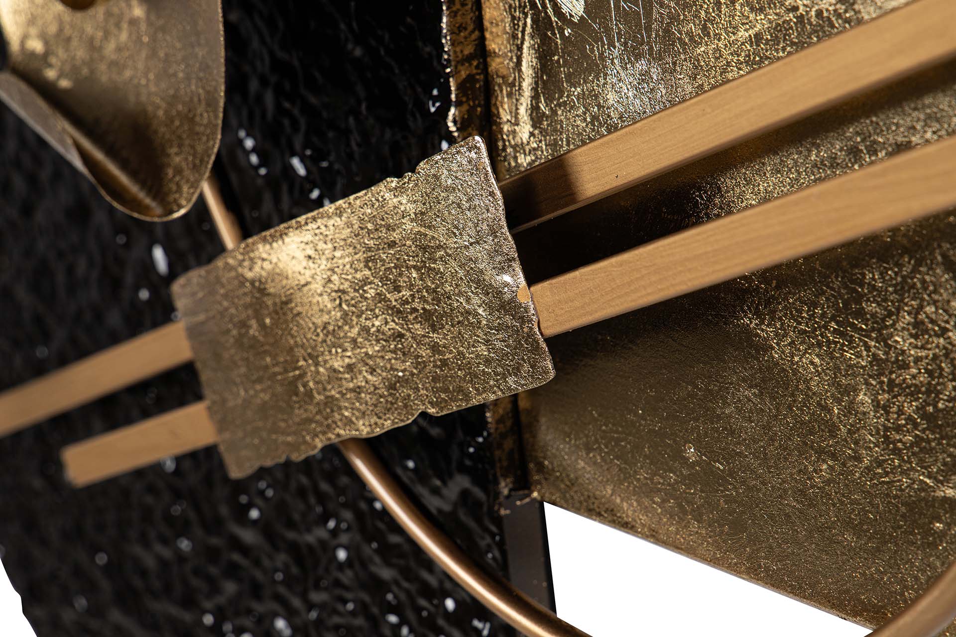 DECORAÇÃO DE PAREDE DE METAL PRETO DOURADO 83x8x53 CM