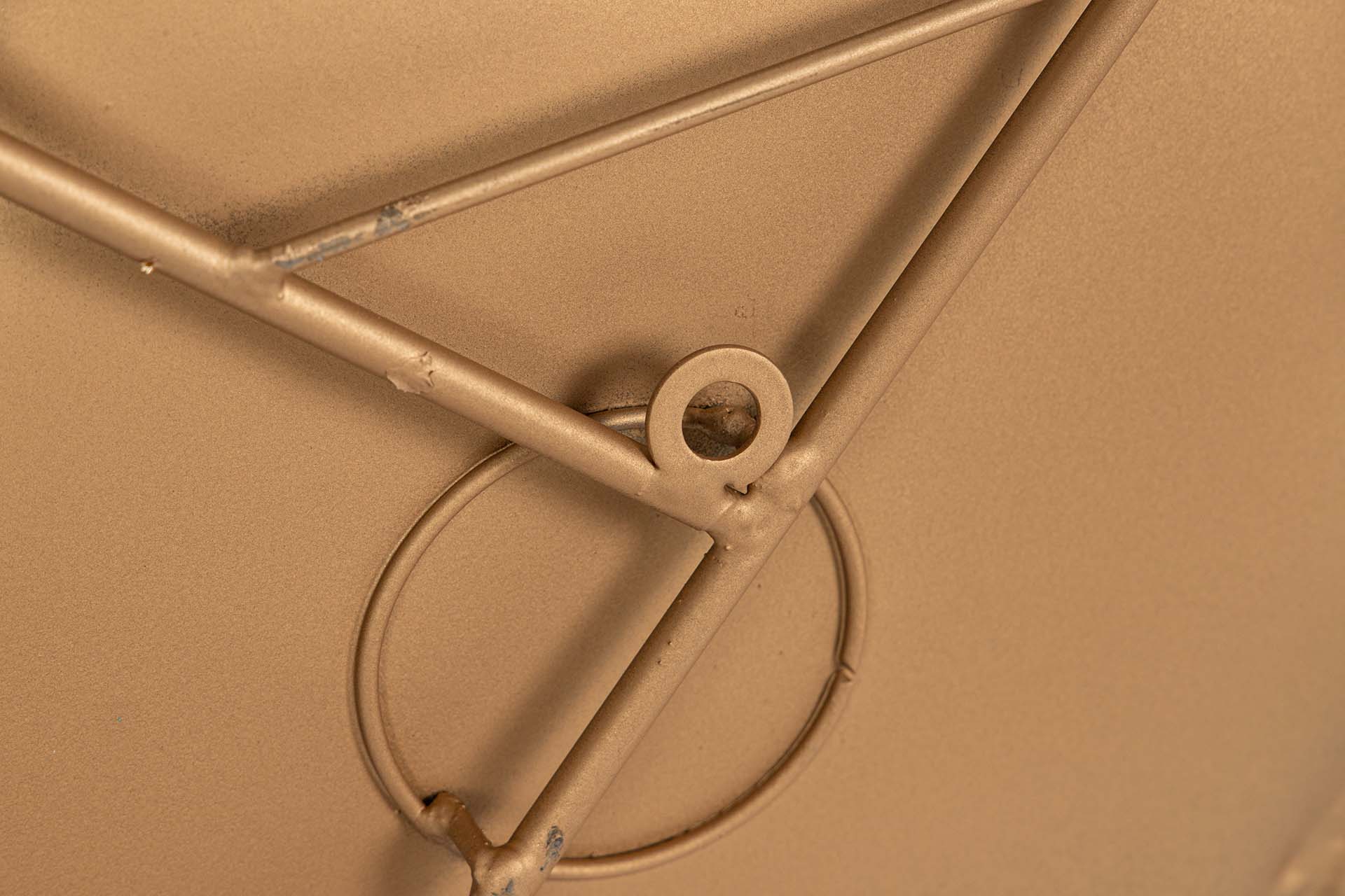 ORNAMENTO DE PAREDE DE METAL BRANCO MARROM 82x6x50 CM