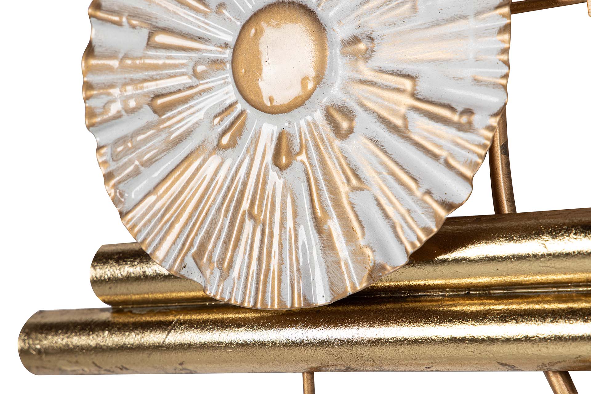 ORNAMENTO DE PAREDE DE METAL BRANCO MARROM 91x5x50 CM