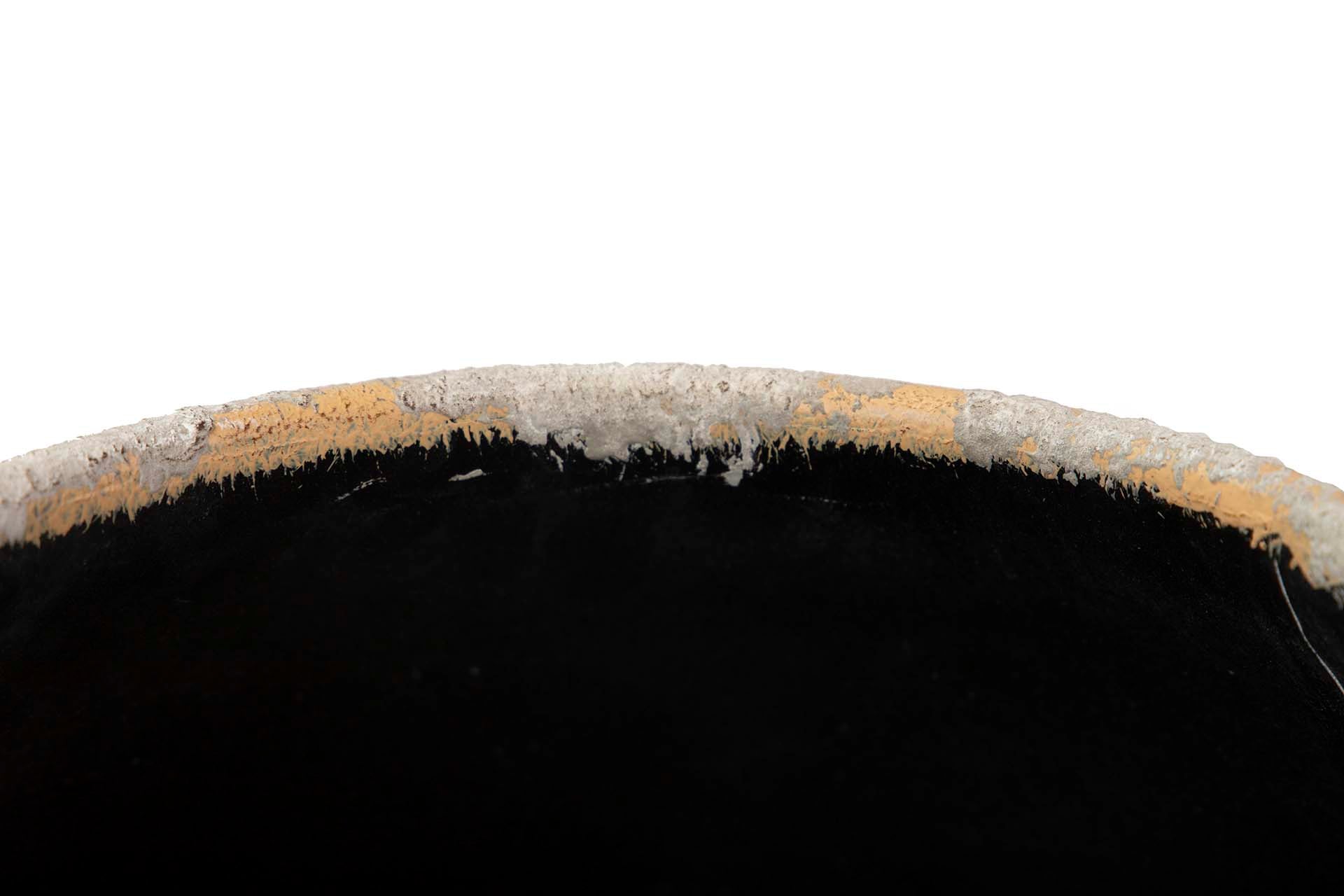 WHITE BEIGE METAL VASE 30x30x33 CM