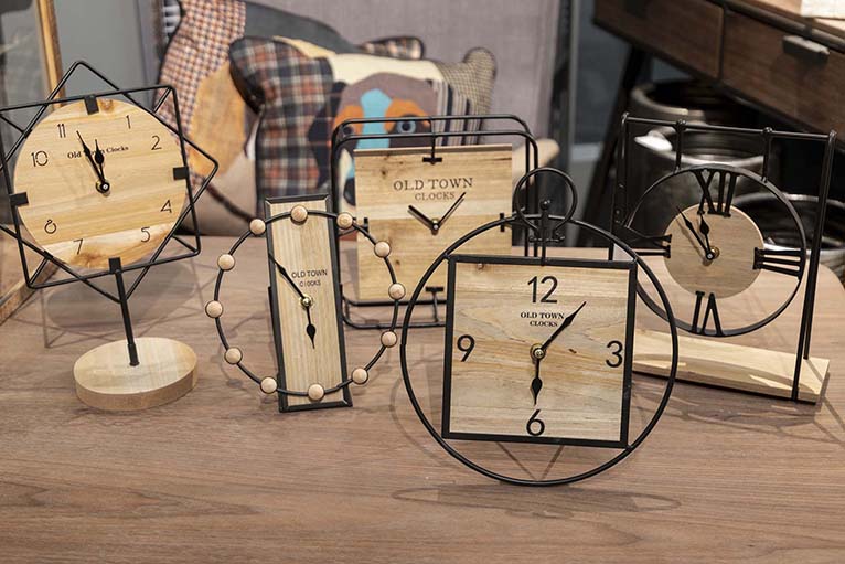 Reloj sobremesa metal madera 23x7x26,5 cm Mejor Calidad Goyart