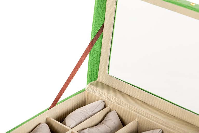 BOX OF 10 PU WATCHES 28x18x10 CM