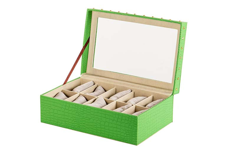 BOX OF 10 PU WATCHES 28x18x10 CM