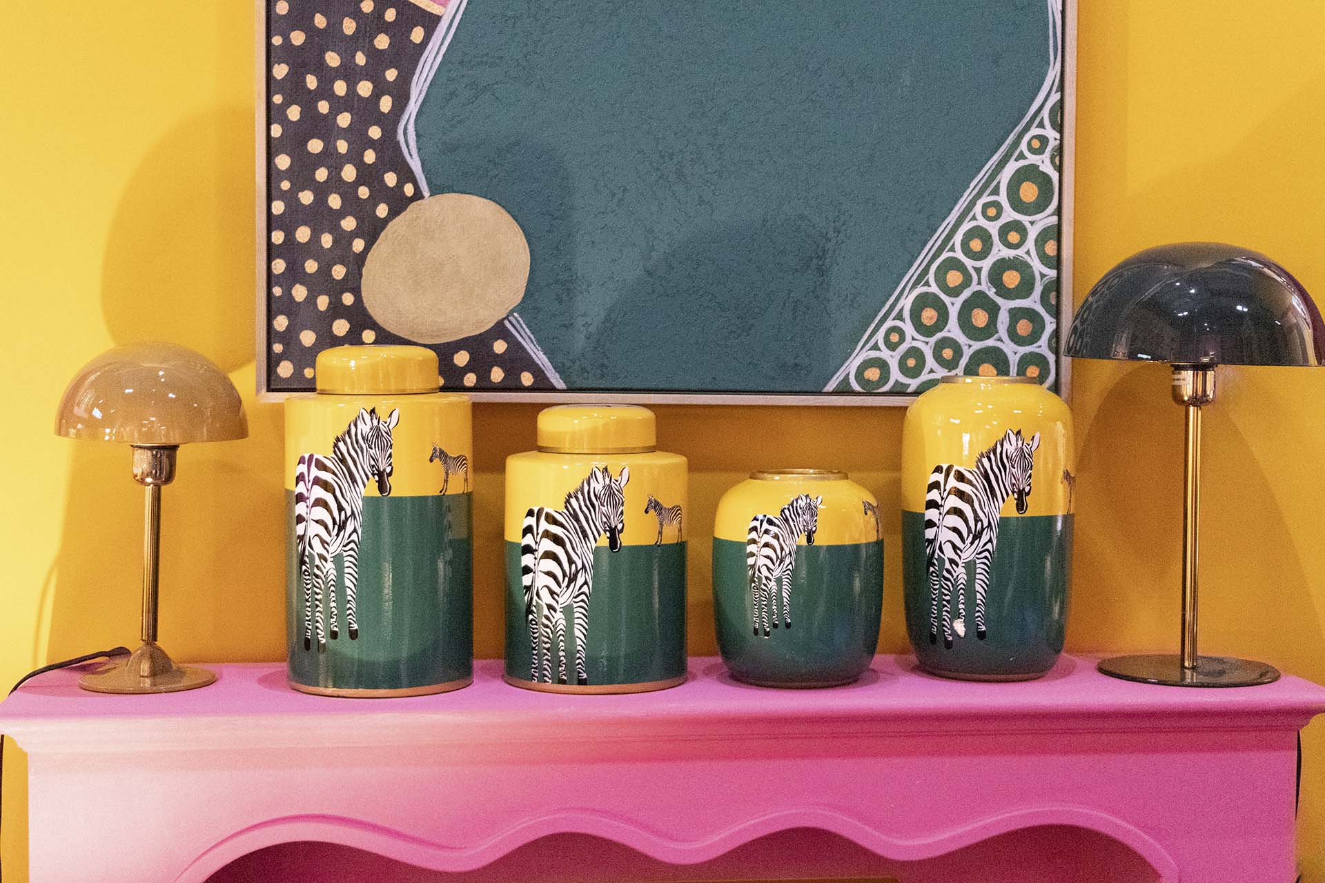 YELLOW GREEN ZEBRA CERAMIC VASE 17x17x21 CM