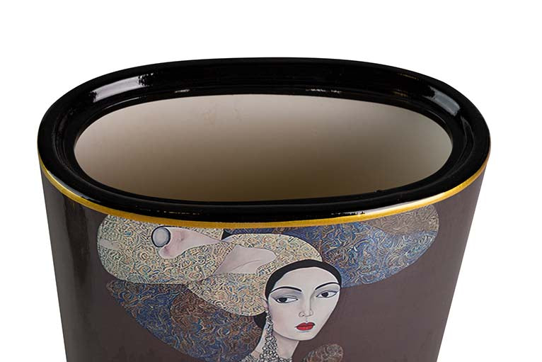 TIBOR CERAMICA MUJER 21x11x38 CM