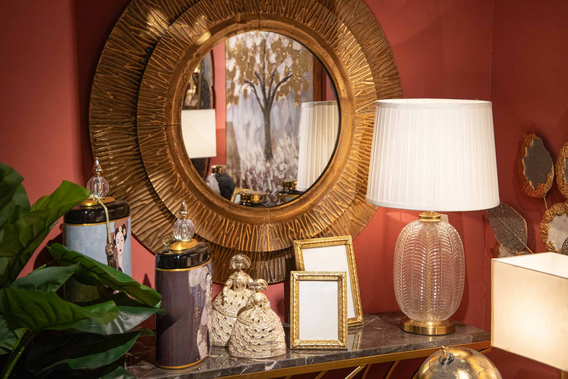 TIBOR CERAMICA MUJER 20x11x47 CM