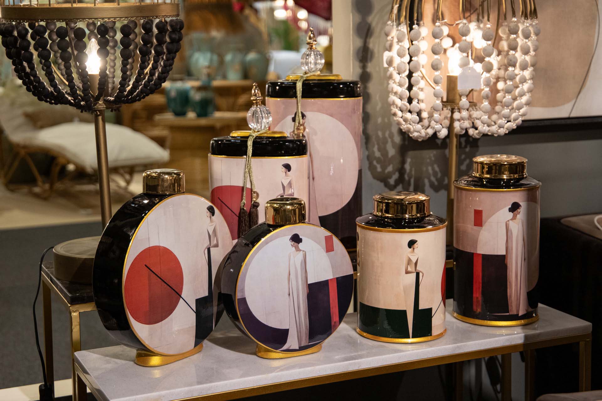 TIBOR CERAMICA VESTIDO MUJER 17x17x32 CM