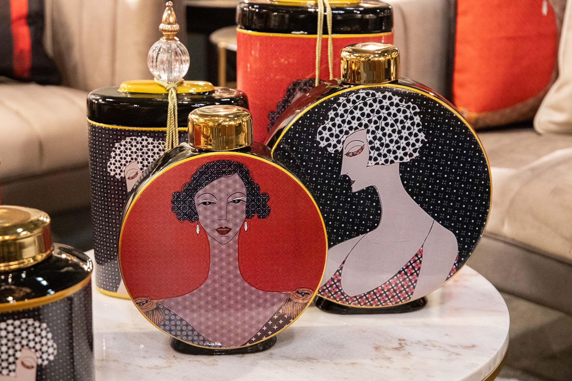 TIBOR CERAMICA MUJER 23x8x28 CM