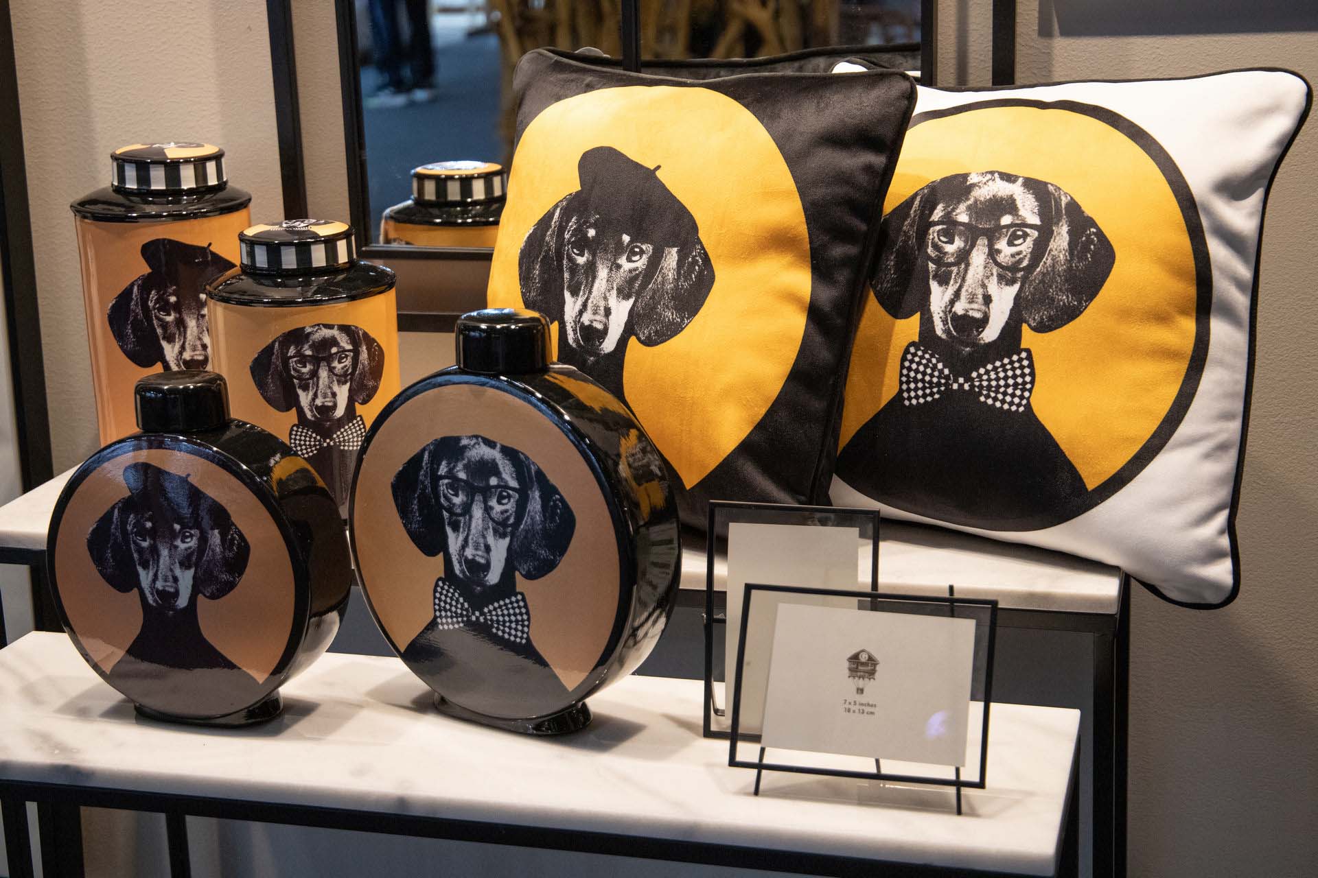 TIBOR CERAMIC TECKEL 17x17x32 CM