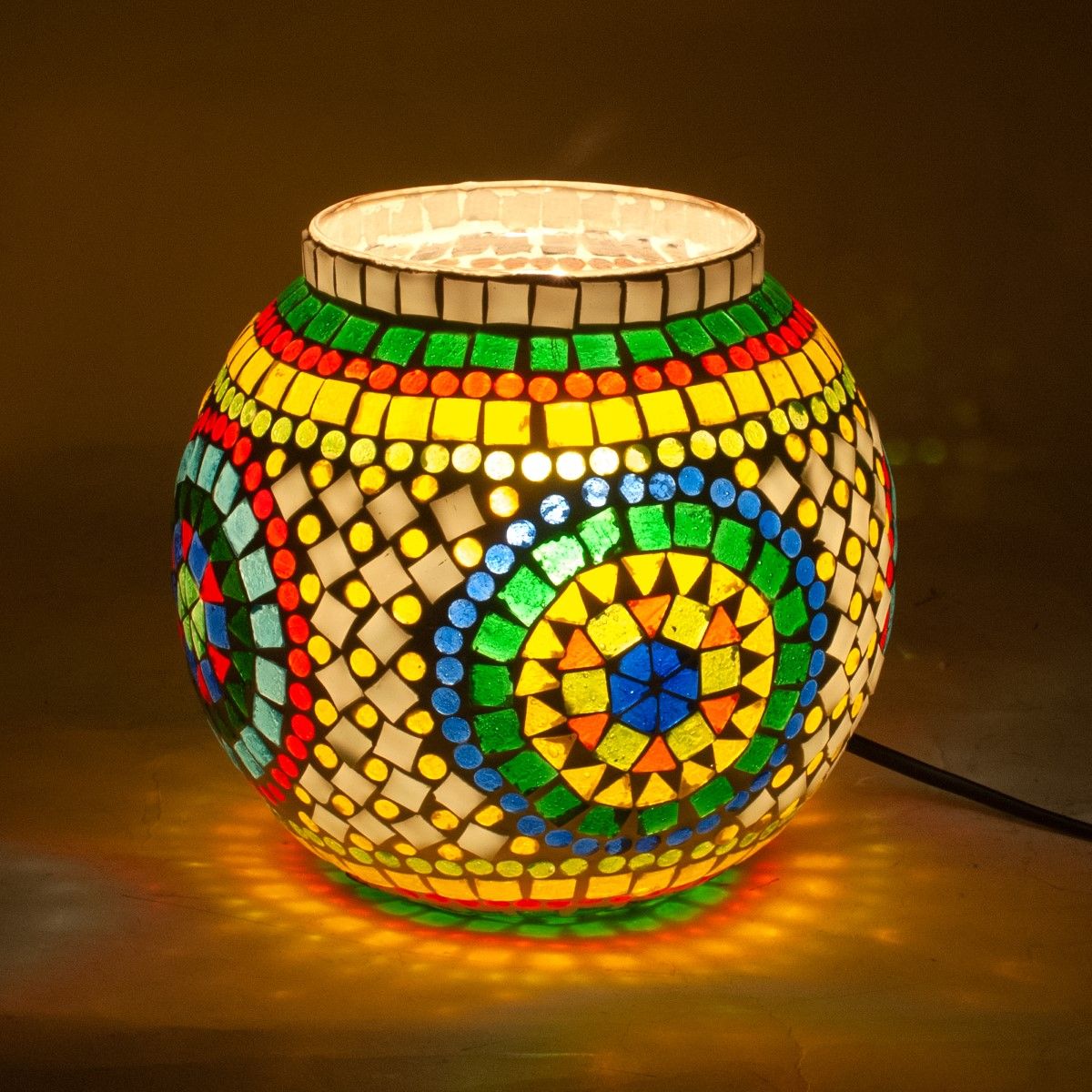 Medium Round Lamp