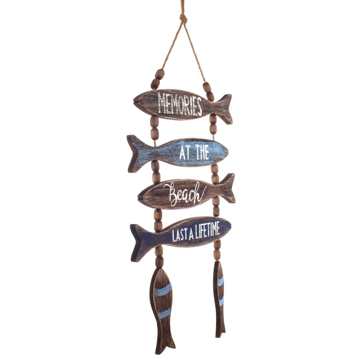 Placas de peixes pendurados