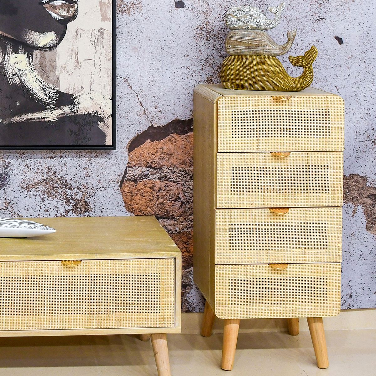 4-Drawer Chest of Drawers