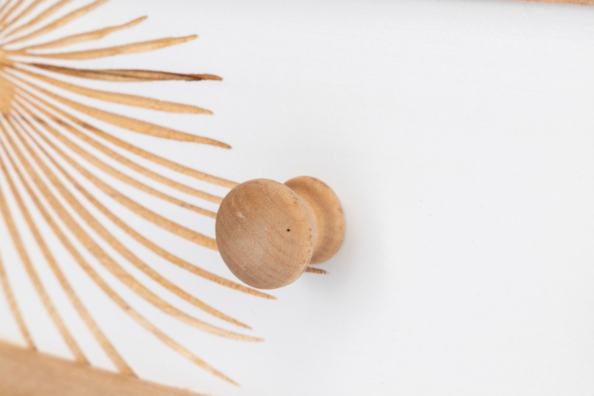 WALL HANGER 3 HOOKS WOOD SIZE 52x4x15 CM