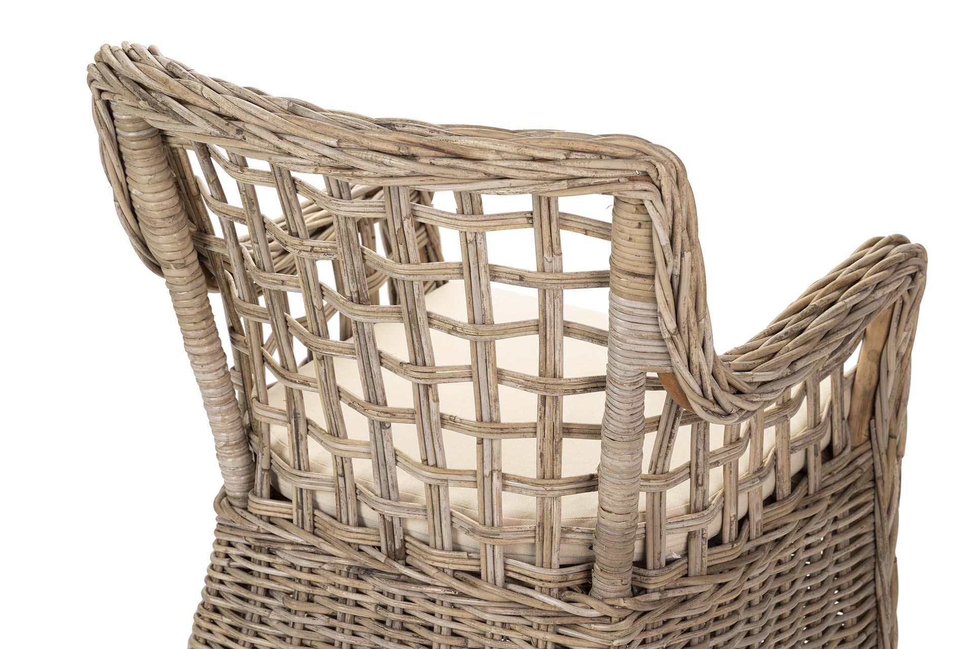 BUTACA CON COJIN RATAN MARRON 63x60x84 CM