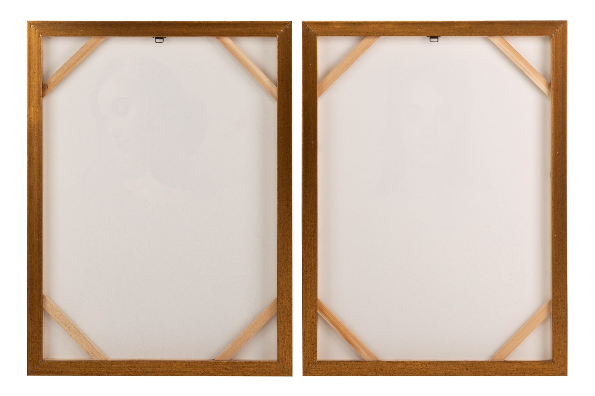 CONJUNTO DE 2 FOTOS FEMININAS COM MOLDURA DOURADA 60x4x80 CM