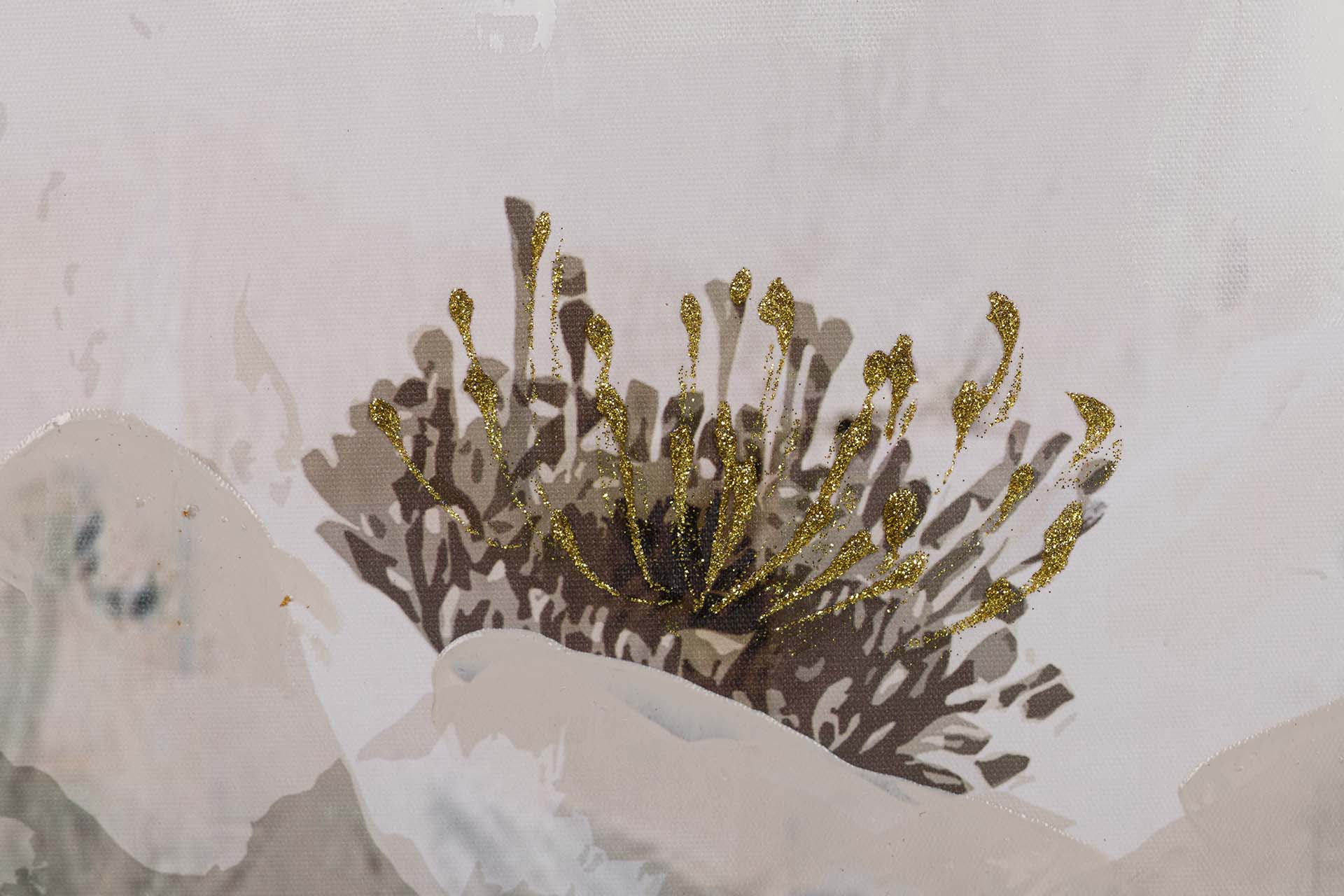 SET OF 2 FLOWER PAINTINGS 80% HAND PAINTED 50x4x70 CM