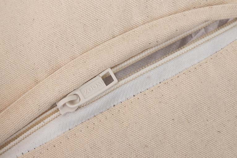 COJIN TEJIDO A MANO 45x12x45 CM - Min.2 uds