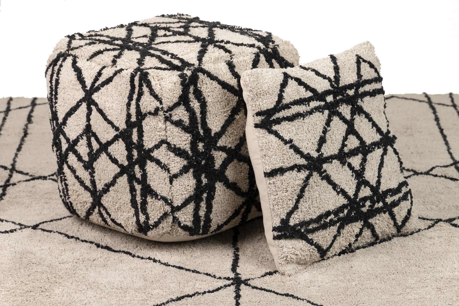 COJIN TEJIDO A MANO 45x12x45 CM - Min.2 uds