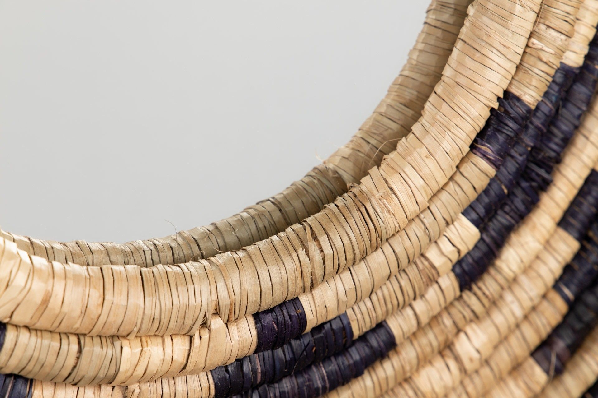 ESPEJO ALGAS NEGRO MARRON 55x4x55 CM