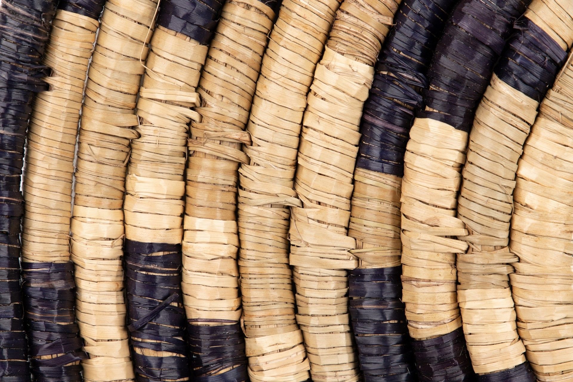 ESPEJO ALGAS NEGRO MARRON 55x4x55 CM