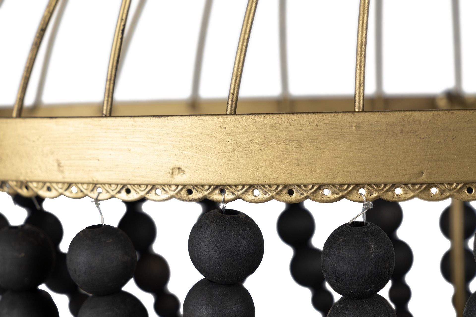 LUMINÁRIA DE MESA COM ESFERA DE MADEIRA E METALIZADA 45x26x76 CM