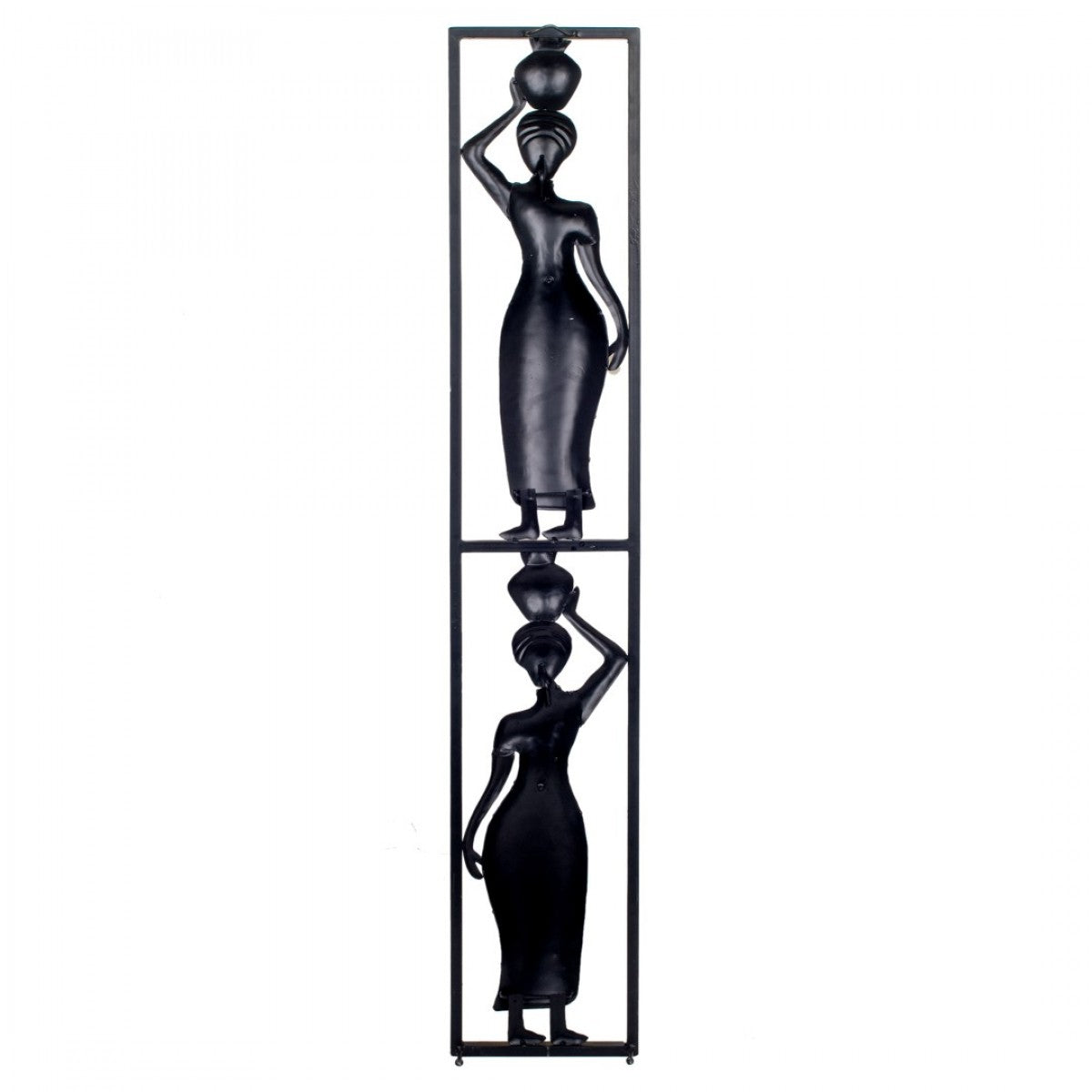 Enfeite de parede com figuras de senhora Matka