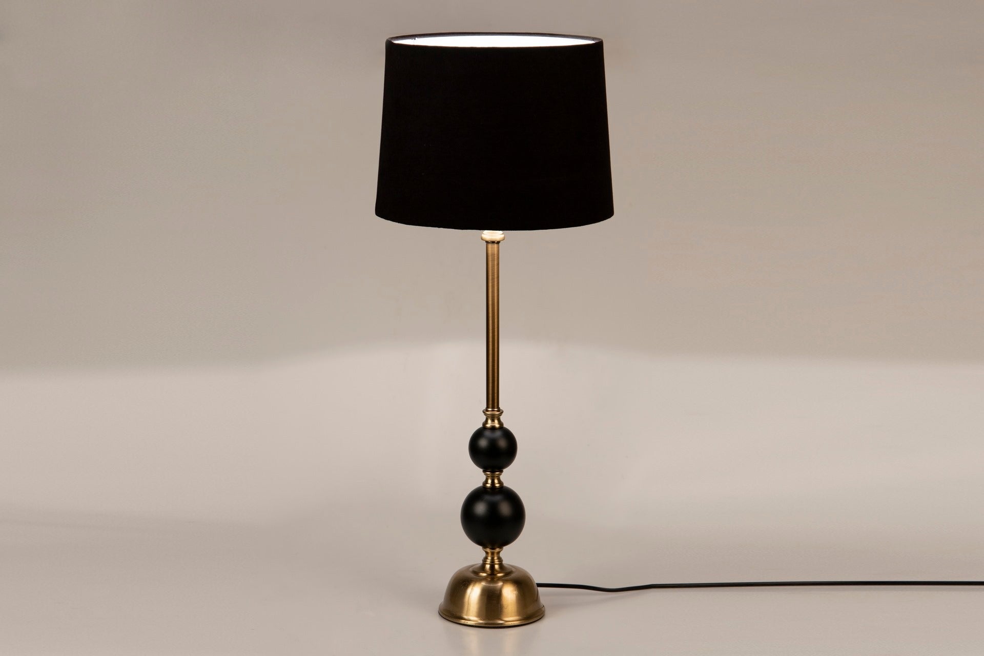 CANDEEIRO DE MESA DE METAL 13x13x45 CM