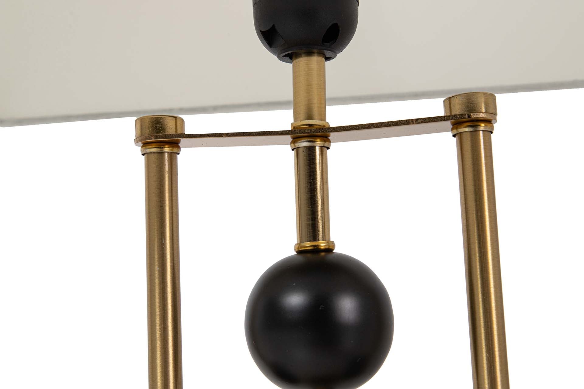 CANDEEIRO DE MESA DE METAL 28x22x55 CM